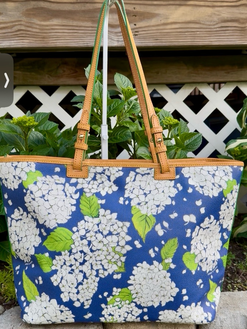 Dooney & Bourke Navy White Hydrangea Zip Tote - Picture 3 of 8